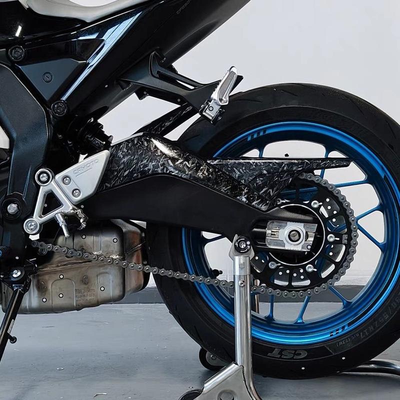 For CFMOTO 675SR Moto Modified Chain Cover Rear Mudguard Carbon Fiber Pattern Protective Cover Shell Chain Box Accessories
