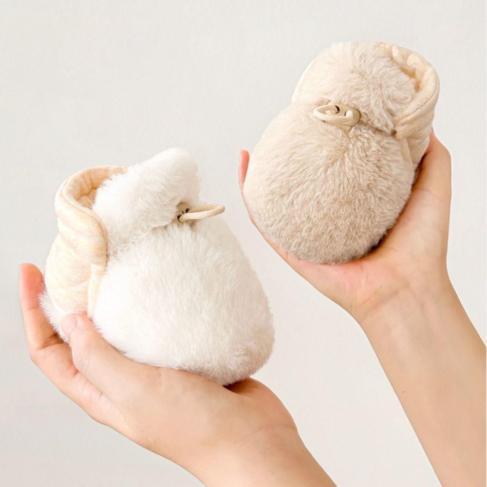 Bottes de berceau en peluche pour bébé et tout-petit, chaussettes chaudes antidérapantes, pantoufles décontractées, chaussures pour nouveau-né, filles, garçons