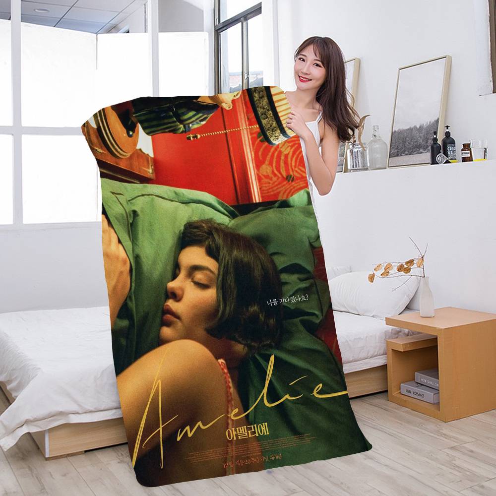 

Amelie French Romantic Literature Movie Microfiber Printed Beach Towel Mountain Climbing Yoga Beach Swimming Running Absorbent W30*H60(CM)