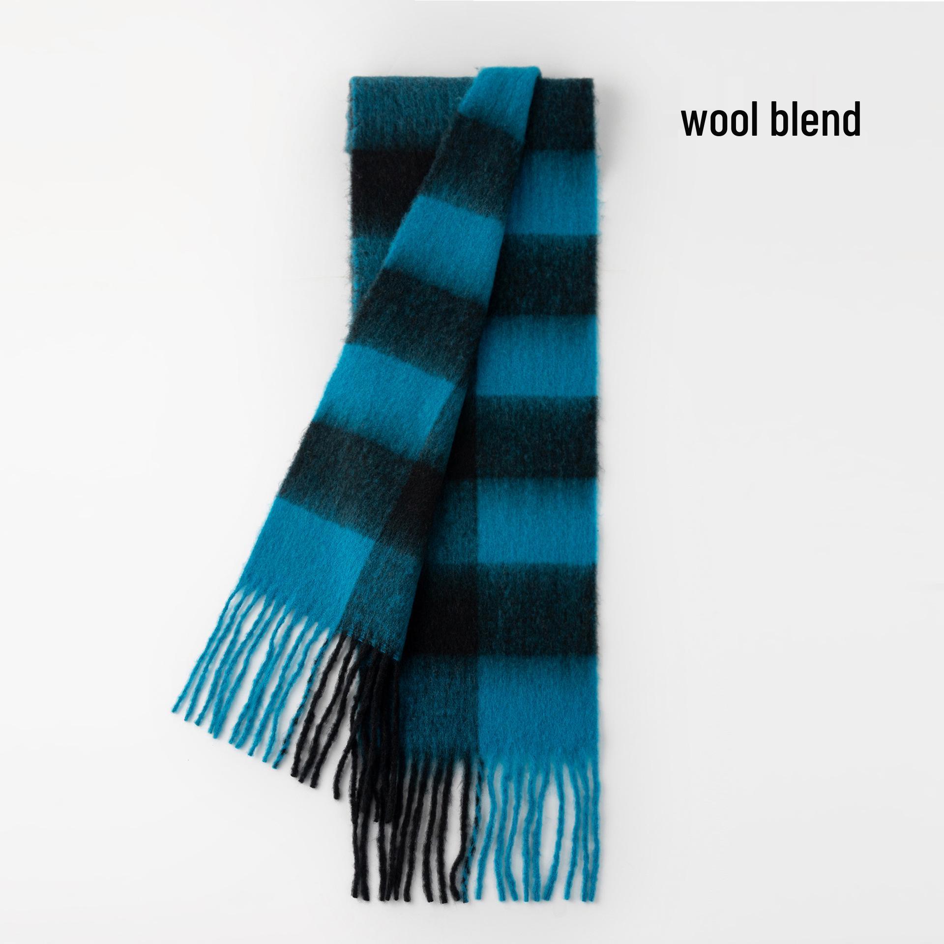 Empress Dowager Korean Retro Plaid Scarf: Versatile Winter Shawl for Women