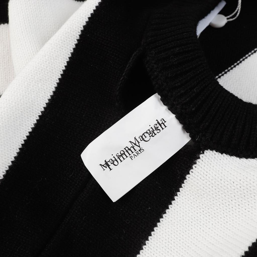 Bluza z kapturem Maison Margiela MM6 Unisex z haftowanymi literami