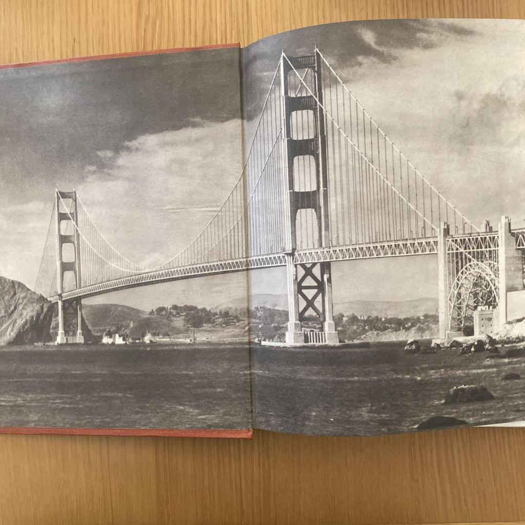 [USED] Used book from our library: Golden Gate Bridge (with detailed drawings) 1987