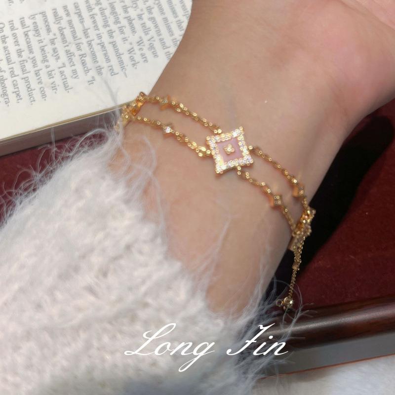 Shining Star Series Set Necklace Bracelet Earrings Fritillary Quadrangle Diamond High-End Jewelry Live Special For