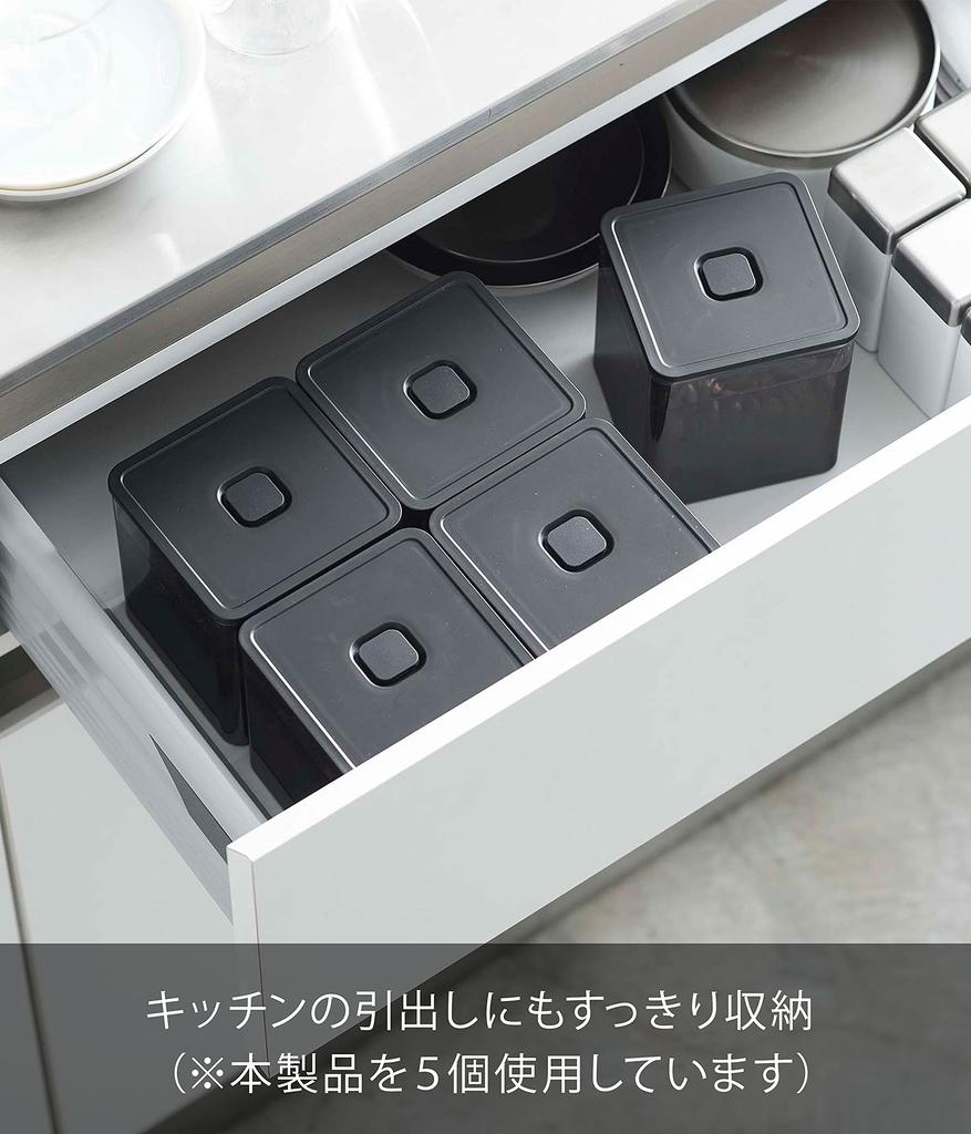 Yamazaki Tower Square Storage Container with Spoon and Valve, Black, Approx. W9.2 x D9.2 x H10.2cm, for Seasonings and Tea Leaves, Anti-oxidation,