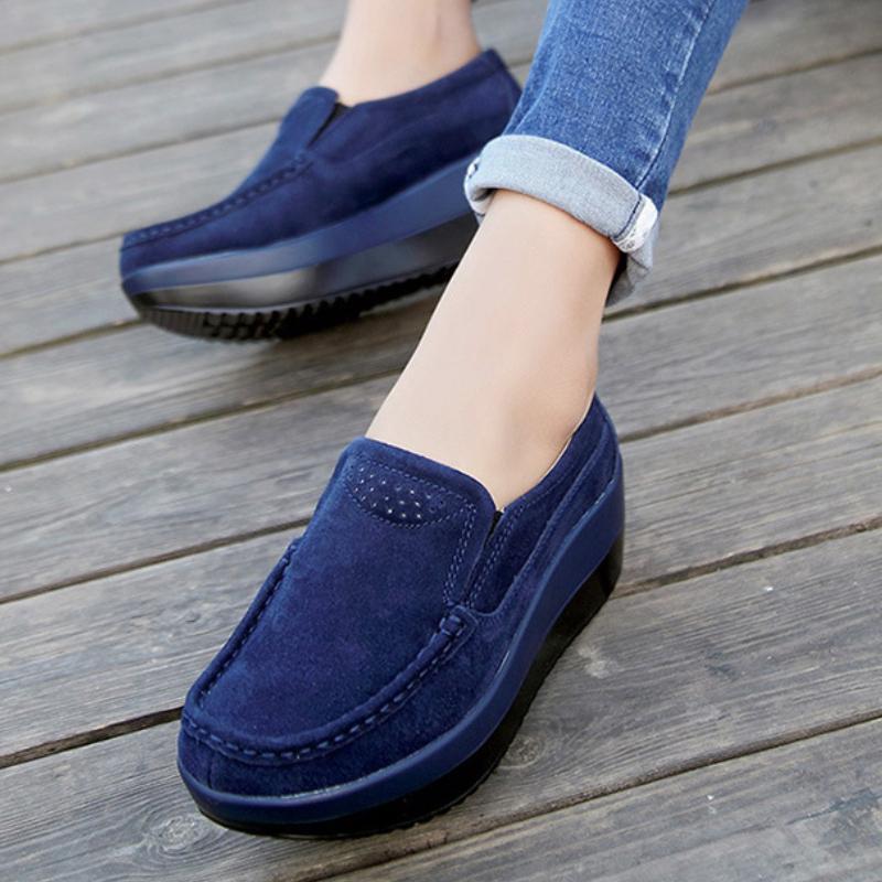 Dámské boty na platformě z kravské semiše Módní vycházkové boty typu rocker Nazouvací mokasíny Elegantní boty pro matku