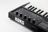 Sintetizator KORG microKORG 2 Clape Limitate Negru Metalizat MBK Color/Modelare Analogică/Vocoder/Compact/Afișaj Color/Funcționează cu Baterii/37 MK-2