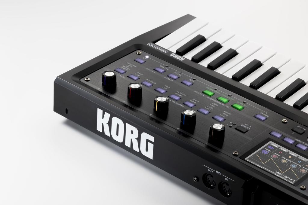 Sintetizator KORG microKORG 2 Clape Limitate Negru Metalizat MBK Color/Modelare Analogică/Vocoder/Compact/Afișaj Color/Funcționează cu Baterii/37 MK-2