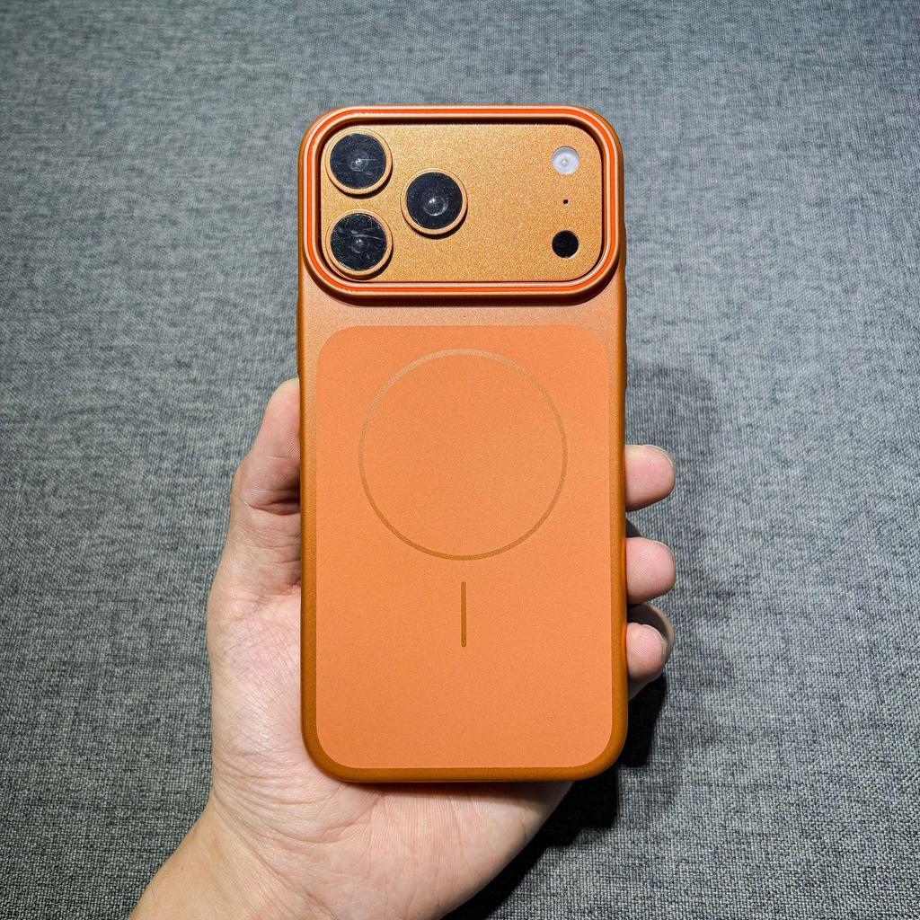 Ultra-Thin Magnetic Case for iPhone 16 Pro Max - Frosted Hard Shell, 15 Solid Colors