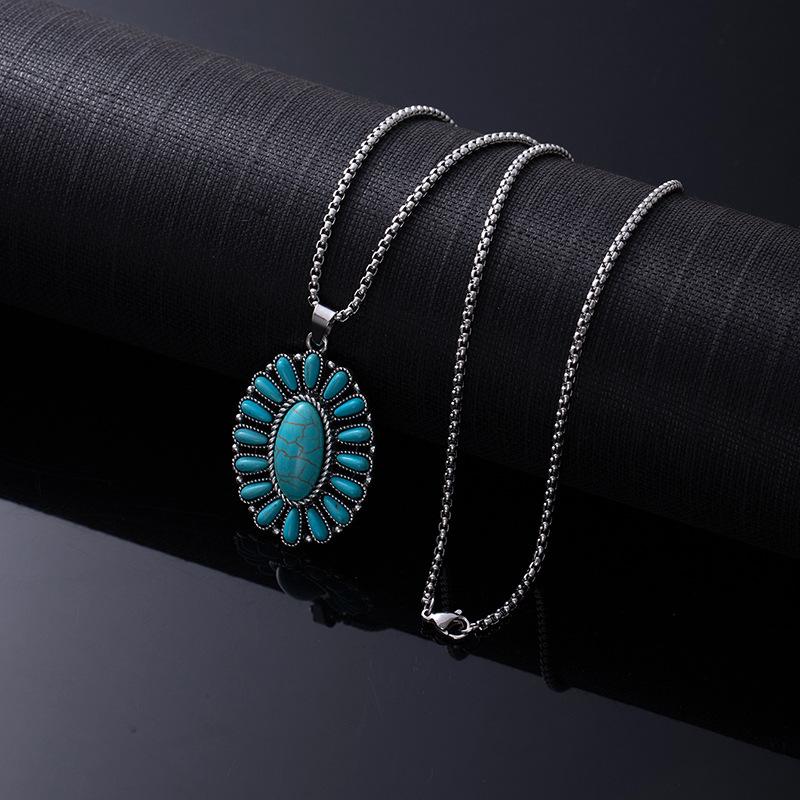 Vintage Natural Turquoise Necklace For Women Bohemian Ethnic Fashion Titanium Steel Chain Versatile Jewelry