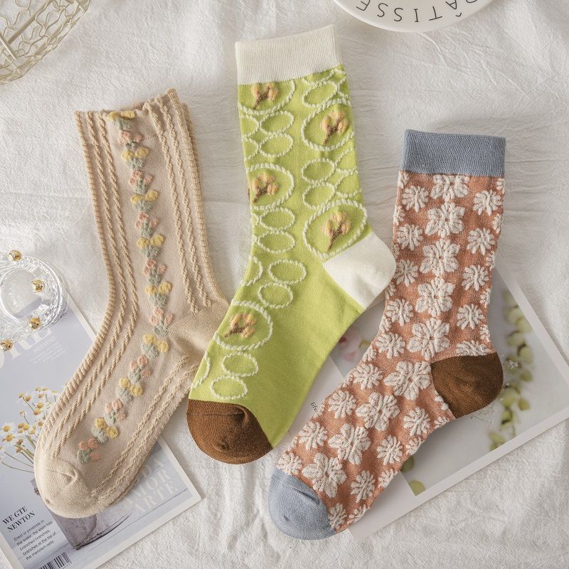 

5 штук/білий квітковий шкарпетки з середини трубки жіночі модні японські порошкові тумани колір студент Лолі Весна тонка секція JK Шкарпетки рожеві нові 3pcs D