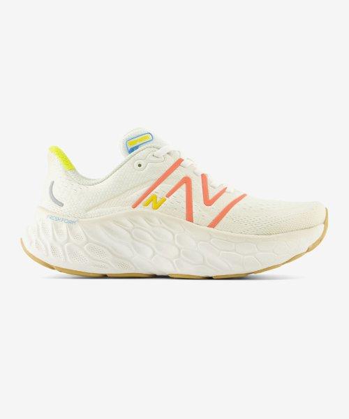 

NEW BALANCE NBPFES101X Fresh Foam x More V4 Female D БЕЛЫЙ