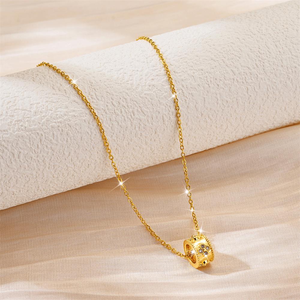 Simple Fashion Titanium Steel Women's Necklace - Non-fading, Luxurious, Versatile, Korean Style Clavicle Chain