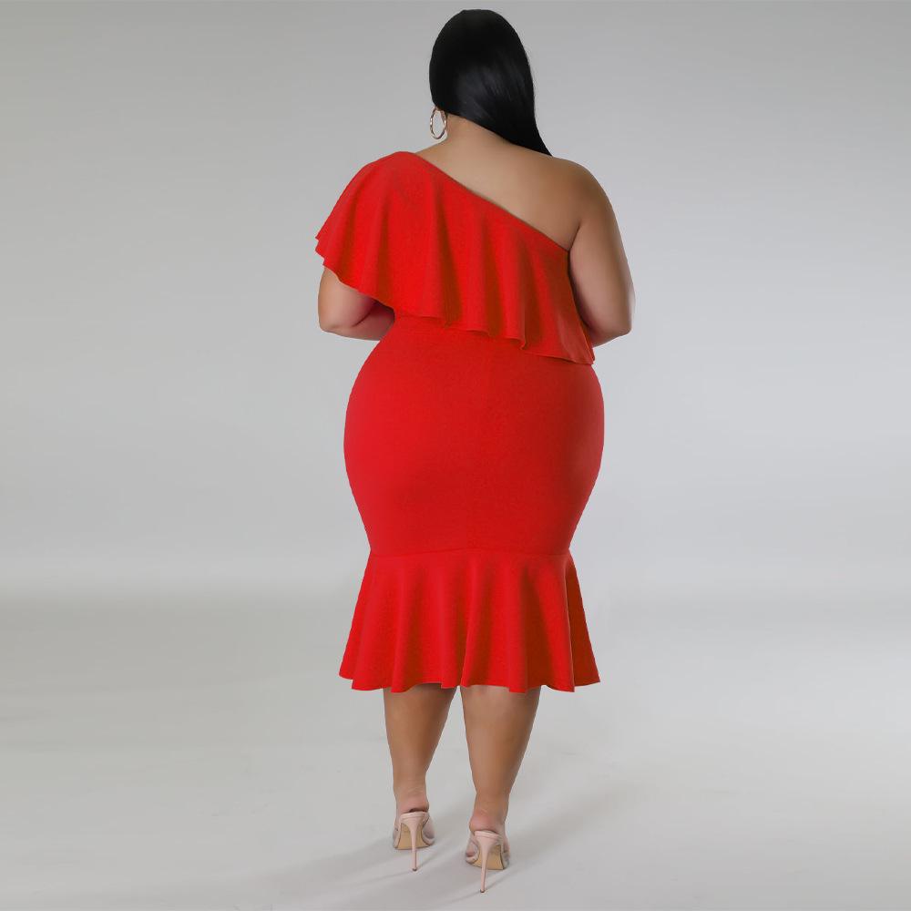 2023 Plus Size Women's European & American Fashion Slim Fit Ruffle Strapless Midi Dress