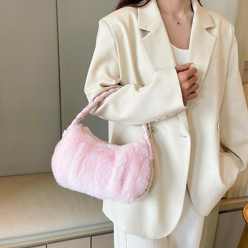 Autumn and winter new braided armpit plush bag six colors solid color versatile cute simple niche design advanced sense large ca