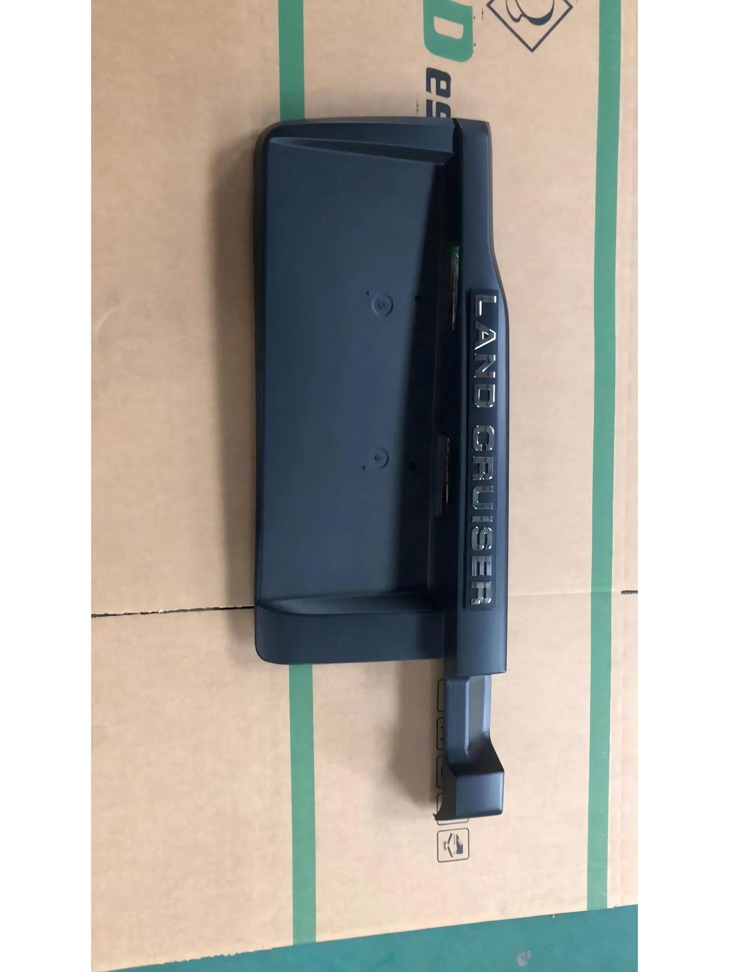 

Rear License Plate Bracket for Land Cruiser Tailgate Panel GRJ200 (76802-60010)