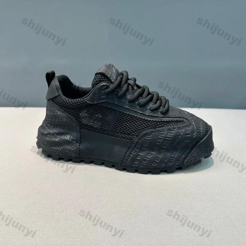 Fashion Men's White Sneakers 2025 Summer New Breathable Mesh Hollow Chunky Running Shoes Comfortable Luxury Lace Up Outdoor Casual Shoes