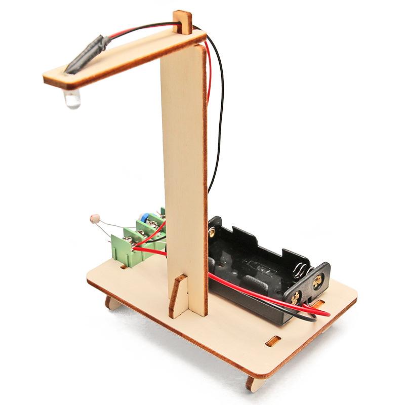 

STEM DIY Fashion Handmade Assemble Puzzle Toy Intelligent Light Controlled Small Street Lamp Creative Science Physics Gizmo For