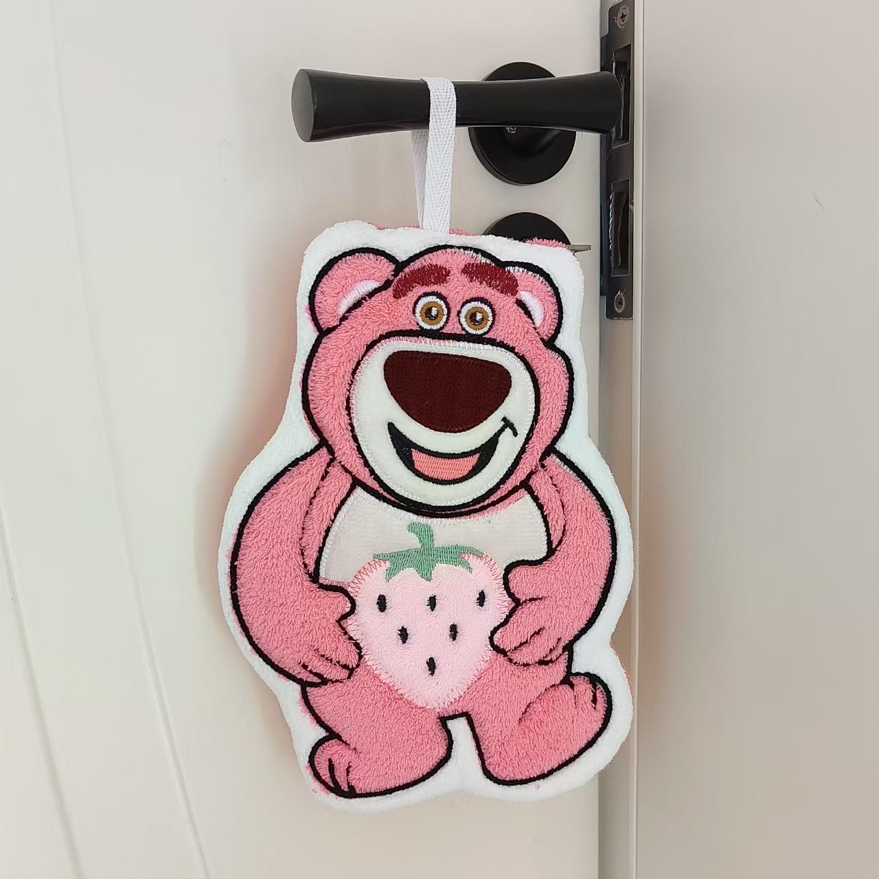 

Утолщенное коралловое флисовое полотенце для рук с клубничным мишкой, подвесное, милое мультяшное, для ванной, детское, кухонное, на присоске