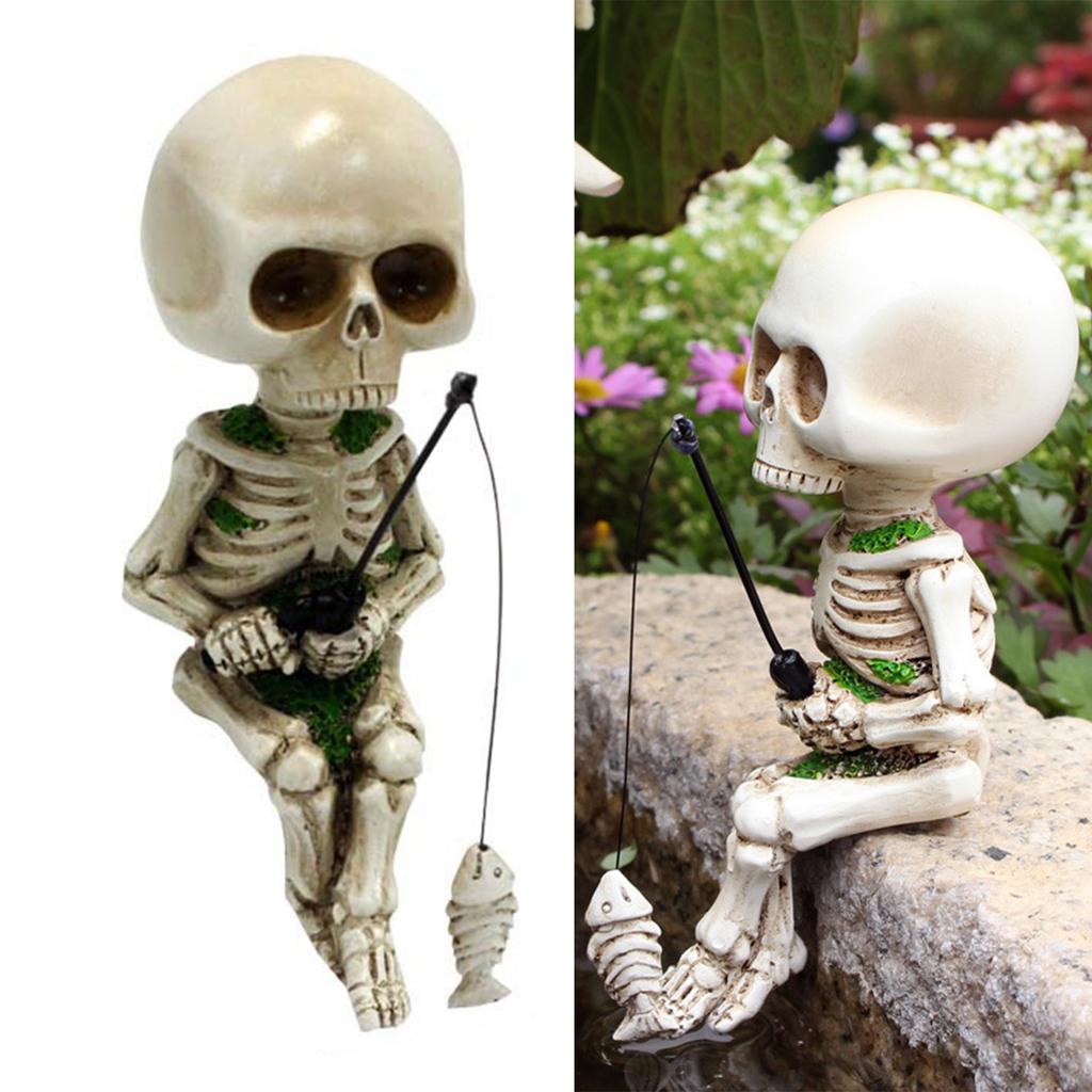 Resin Skeleton Fishing Statue Cool Skeleton Figurine Halloween Ornaments Gift for Christmas Thanksgiving