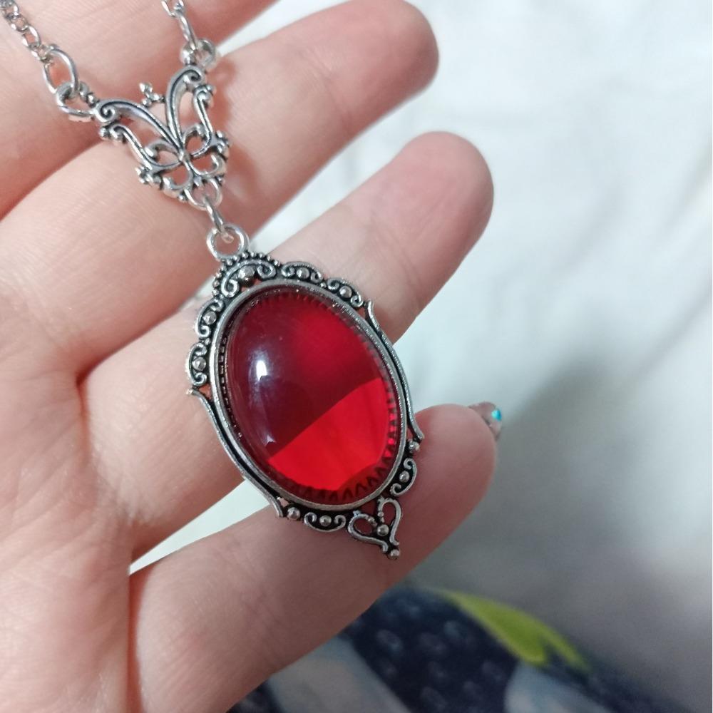 Gothic Retro Blood-red Black Stone Oval Glass Pendant Necklace for Women Hallowmas Party Charm Fashion Jewelry Accessories Gifts