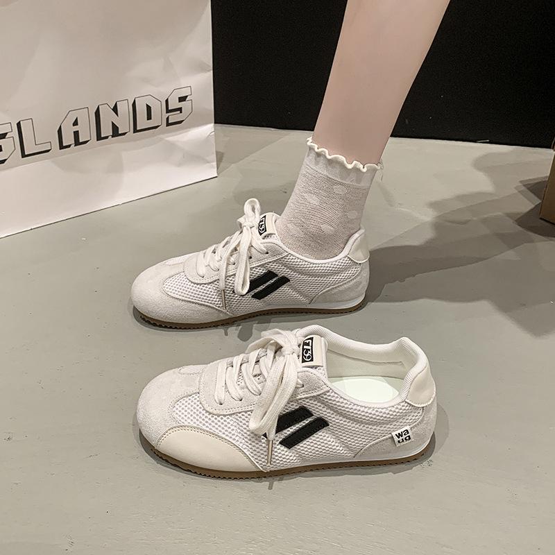 

Sports lightweight German training shoes 2025 summer new fashion versatile casual soft sole inner height increase breathable Forrest Gump shoes women 40