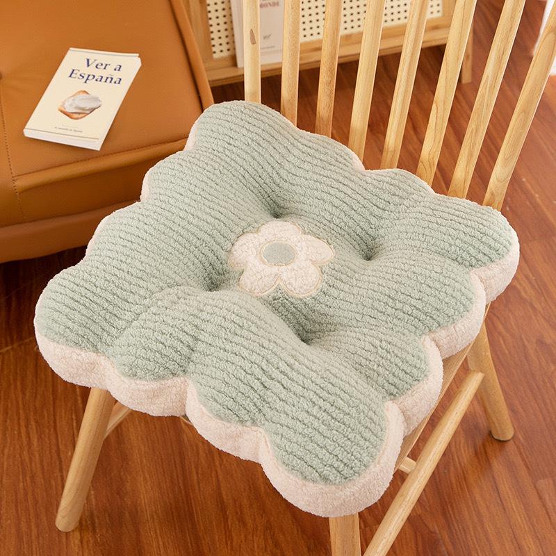 Four Seasons Thickened Cookie Flower Seat Cushion: Soft Plush Chair Pillow for Students & Office