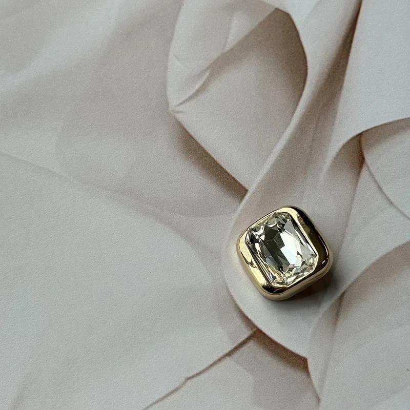 5pcs Fashionable Diamond Buttons High Quality Large Rhinestone Metal Shank Buttons Clothes Decorative Buttons