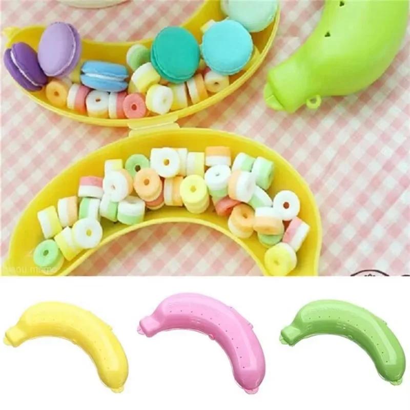 1PC Travel Outdoor Portable Banana Shape Protective Case Creative Plastic Banana Fruit Storage Case