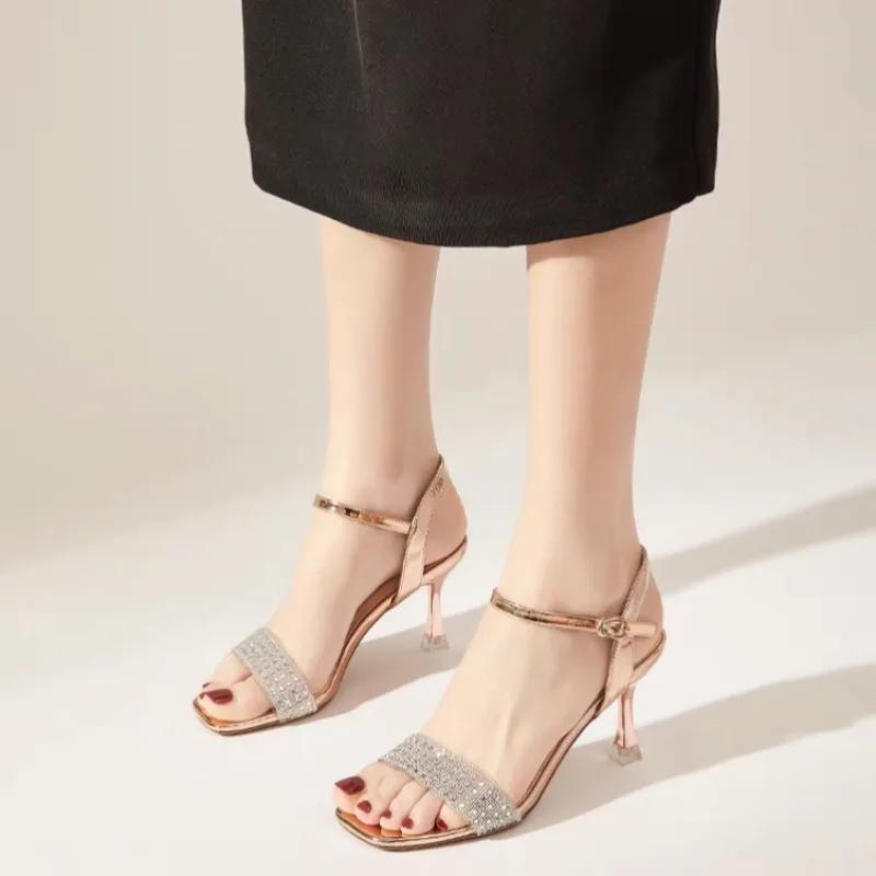 

Fashion 2025 Summer Modern Women s Sandals Outdoor Crystal High Quality Buckle Strap Sandals Fashion Daily Dress Party Shoes Zapatos 35 золотой