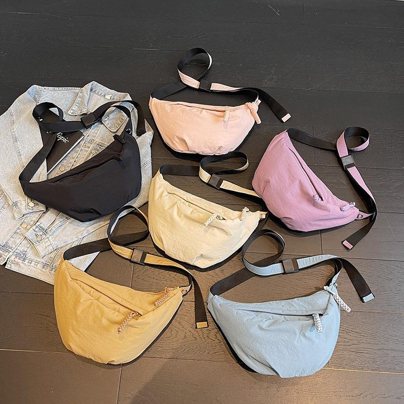 Crossbody Bag Women's Light and Large-capacity Leisure Sports Dumpling Bag Summer New Shoulder Bag Trendy Cloth Bag