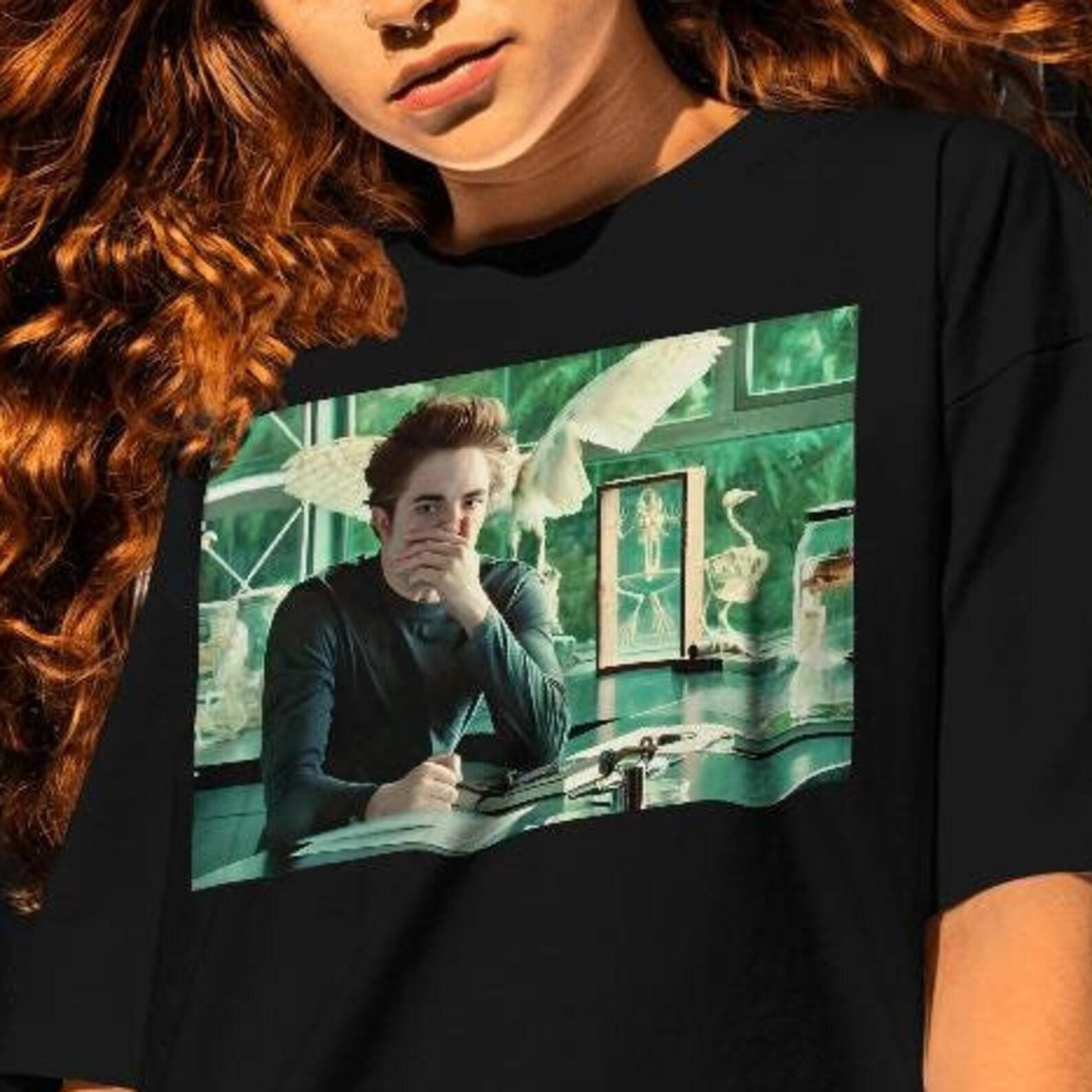 Twilight Edward Cullen Graphic Tee - Funny Robert Pattinson Shirt L