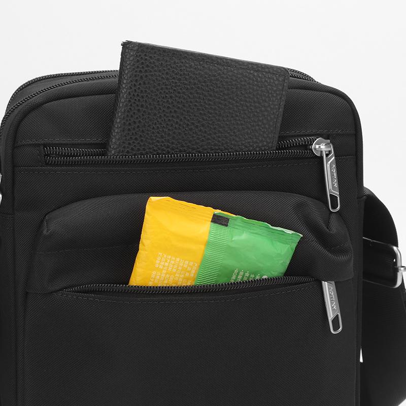 Borsa a tracolla in nylon multi-tasche con tracolla regolabile, borsa a spalla casual resistente per uomo, per viaggi quotidiani