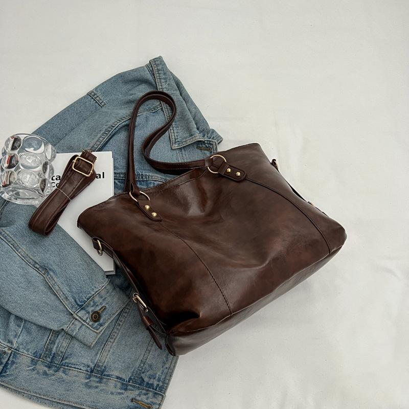 Trend Bag Women's Winter New Popular Fashion Messenger Bag Casual Shoulder Tote Bag Fashion Underarm Bag