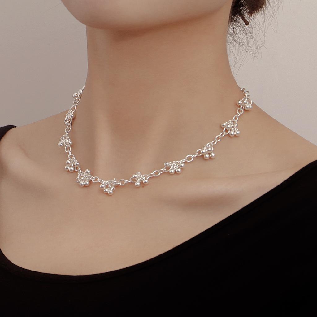 Helle silberfarbene Metall Wassertropfen Halskette Halskette Damen Choker streng ausgewählte Accessoires Halskette