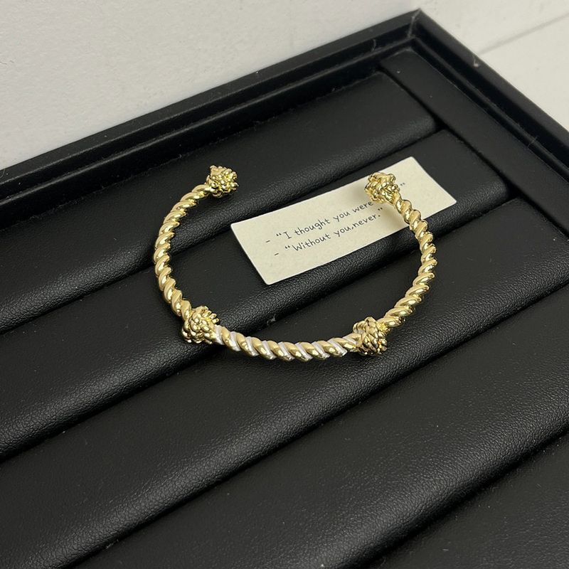 Small Gold Female Vintage Drip Bracelet Opening Type C