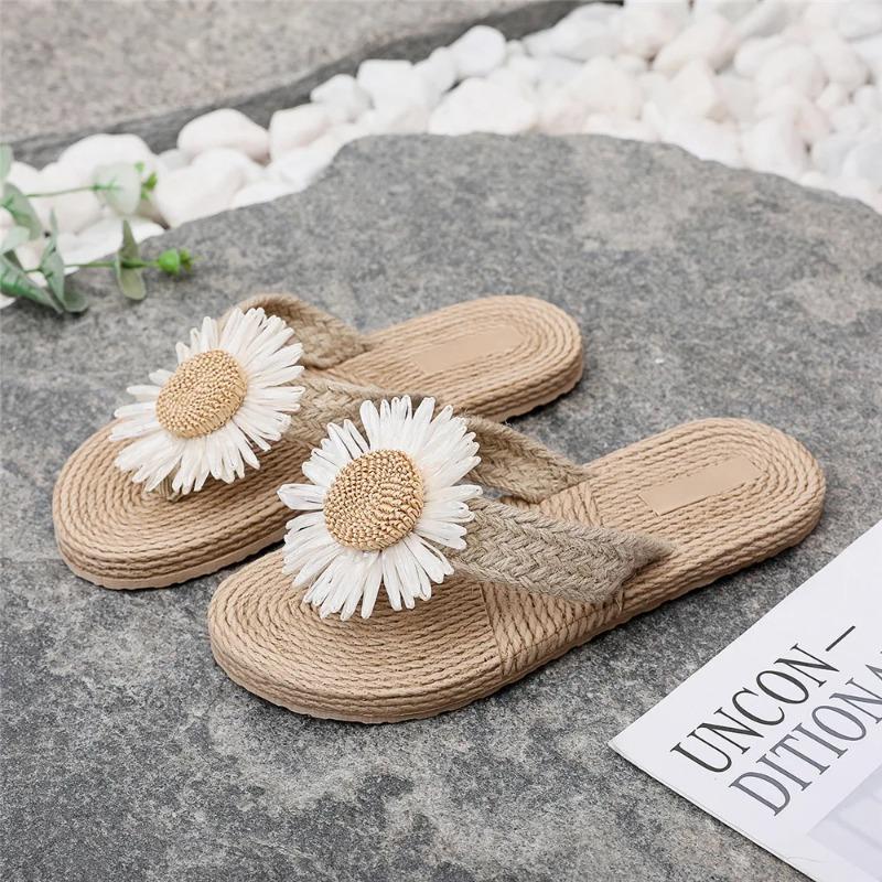 Summer Imitation Straw Women's Sandals Flip Flops Fashion Beach Flat Heeled Comfortable Outdoor Beach Women's Slippers