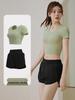 Damen Schnelltrocknendes Yoga-Set: Gepolstertes Kurzarm-Top & Enge Shorts für den Sommer
