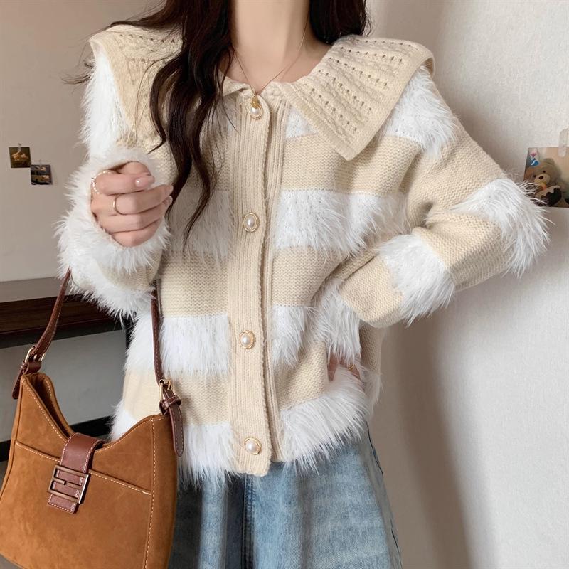 2024 Autumn/Winter Age-Defying Doll Collar Patchwork Stripe Plush Knit Sweater in Lazy Style