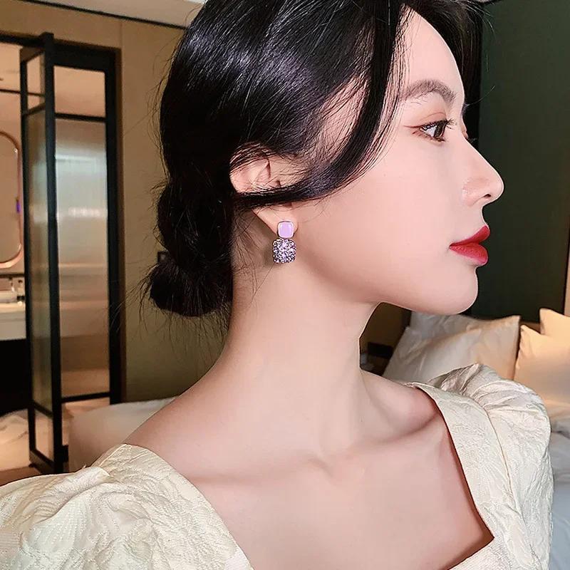 Purple Earrings Female Exquisite Fashion Stud Earrings Retro Temperament High-quality Square Diamond-encrusted Earrings
