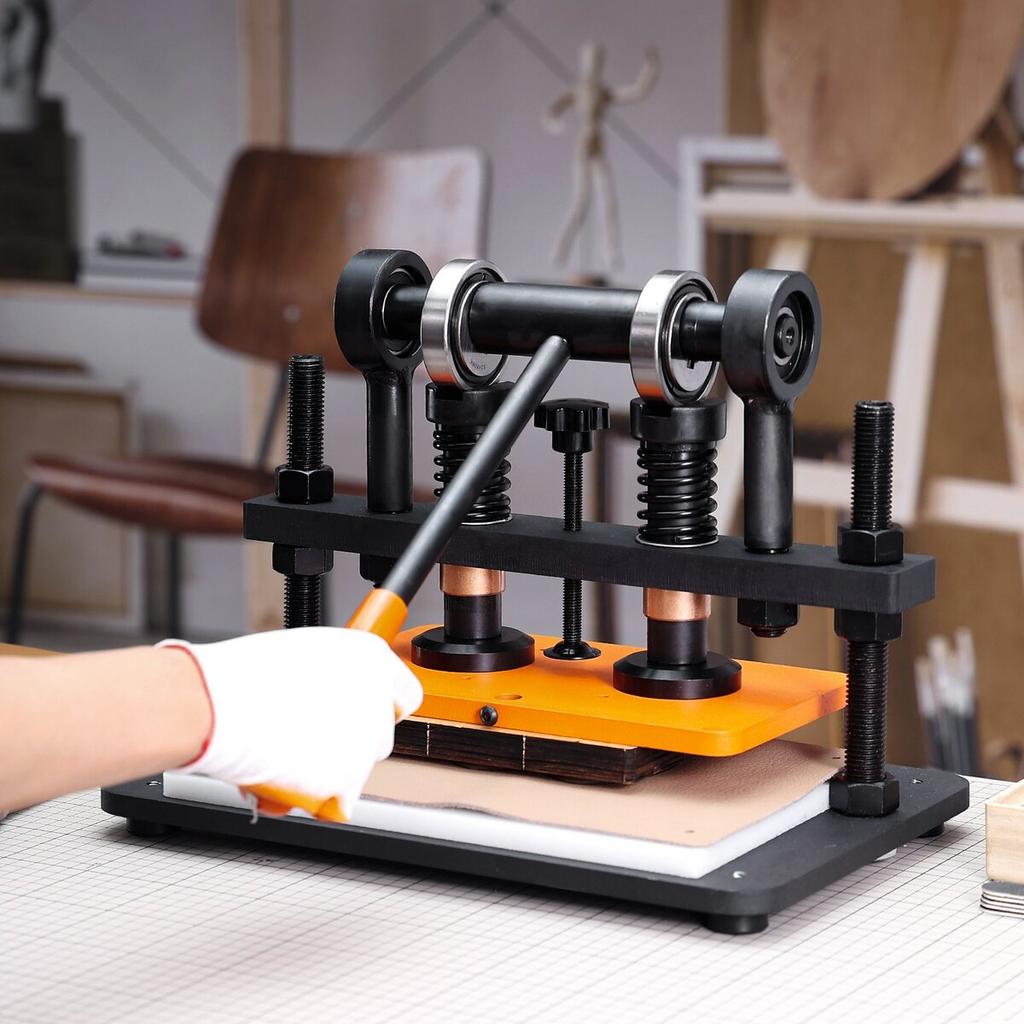Lederstanzmaschine, 26 x 15 cm Prägeplatte Manuelles Stanzwerkzeug, 1,2 cm Hubweg Lederprägemaschine, Doppelte Führungsstangen Stanzwerkzeug