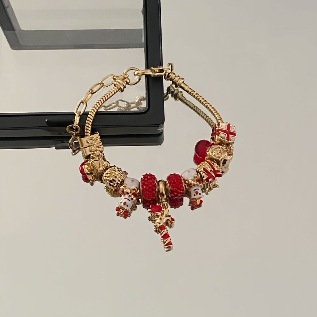 Christmas Beaded Bracelet For Women With Festive Charms Holiday Jewelry Gift