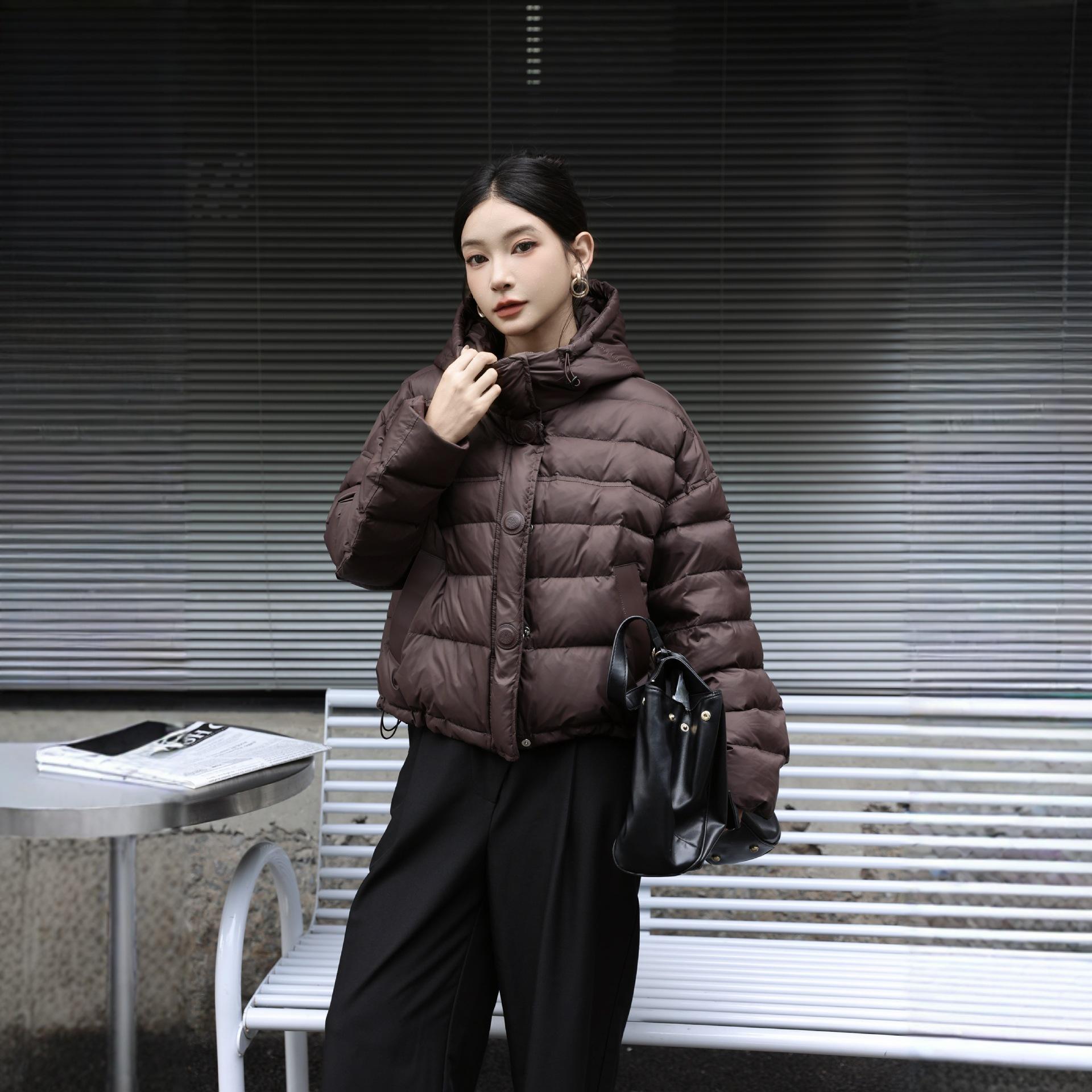 

2025 Women s Hooded Down Jacket - Short, Loose, Fashionable, Thick & Warm for Autumn/Winter Small кофейный