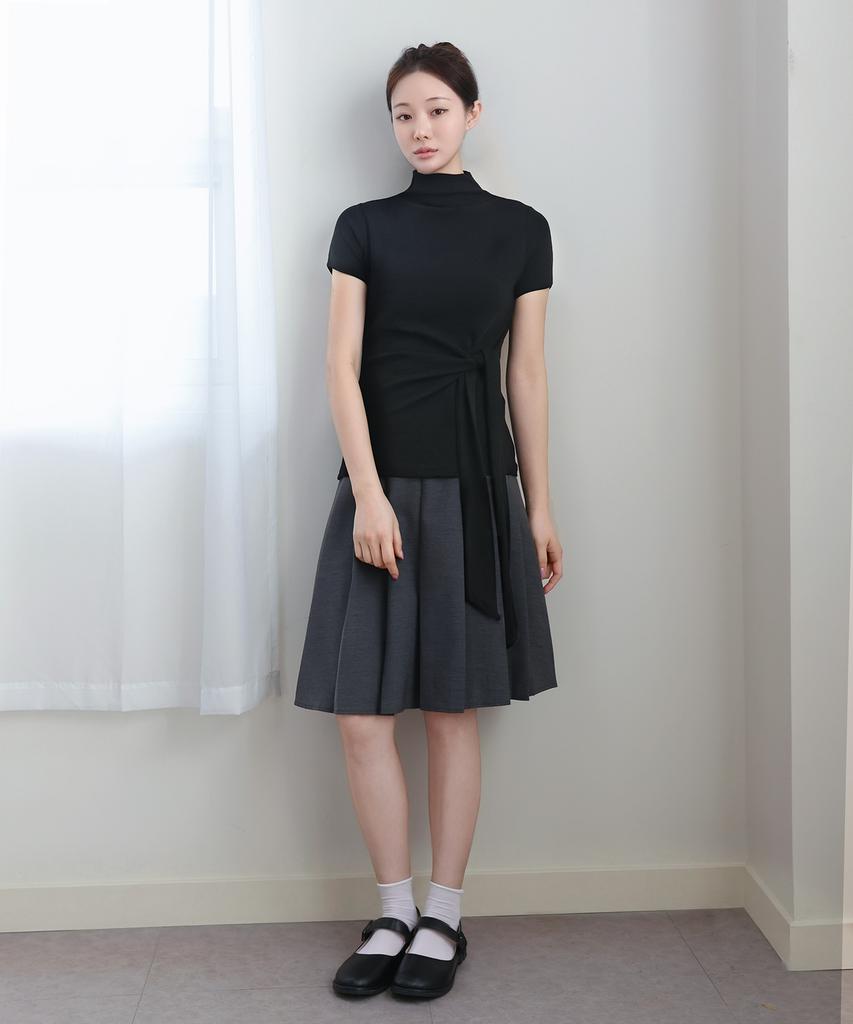 Keulleiseu Short Sleeve T-Shirt With Waist Ribbon Detail_Brown