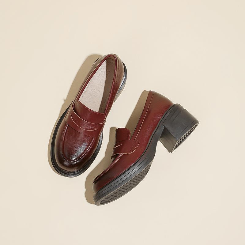 

Классические ретро лоферы в британском стиле женские туфли на небольшой платформе, увеличивающие рост, на толстом каблуке, слипоны, простые черные туфли из маленькой кожи 40 бордовый