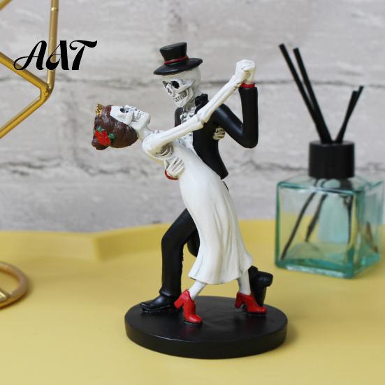 Resin Gothic Decor for Home Day of The Dead Dancing Skeleton Couple Figurine, Halloween Wedding Statue Lover Statue, Romantic Bride Groom Sculpture