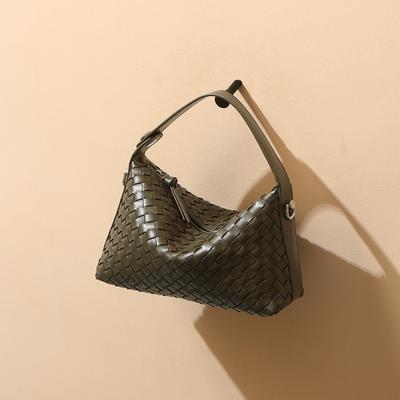 Leather Women's Bag 2025 New Simple Women's Bag Commuter Shoulder Crossbody Dumpling Bag Large Capacity Portable Woven Bag