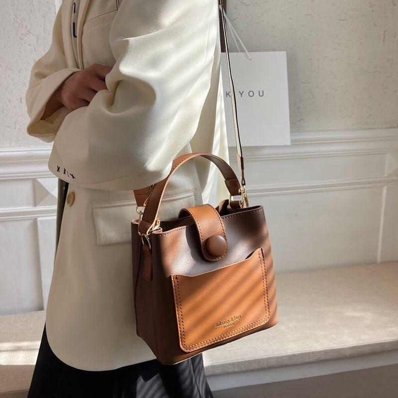 Trendy Color Block Womens Shoulder Bag Stylish Soft Bucket Bag Ideal For Everyday Use