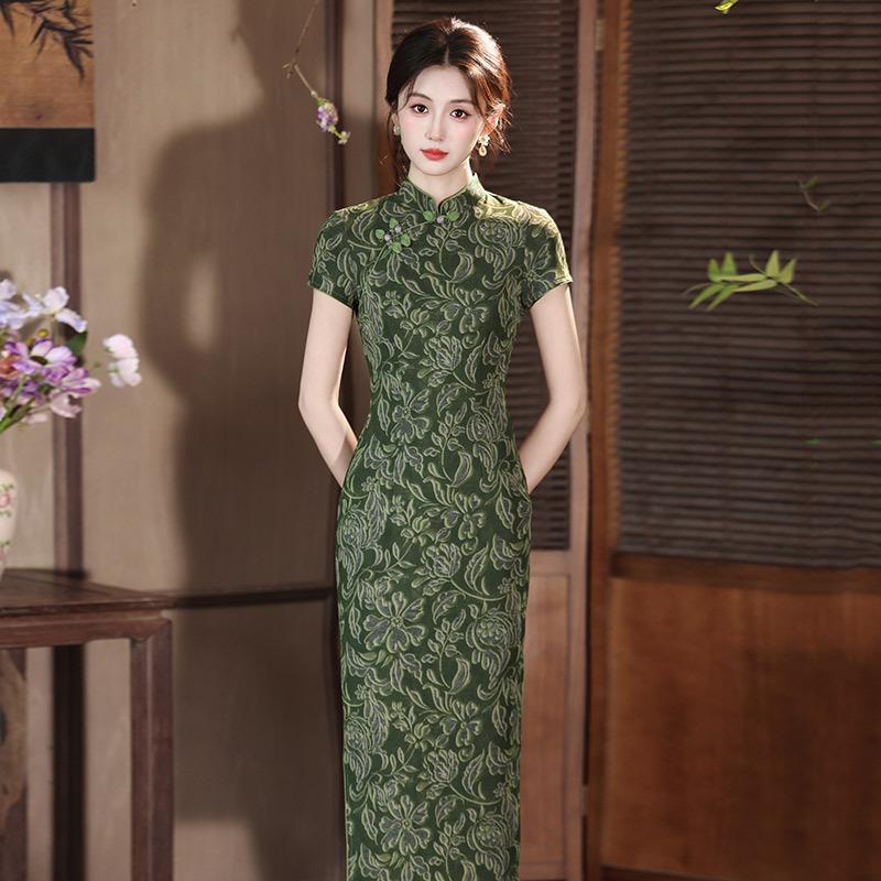 Green national style, new Chinese Suzhou long cheongsam, improved young 1011 new women's high-end sense, daily wear