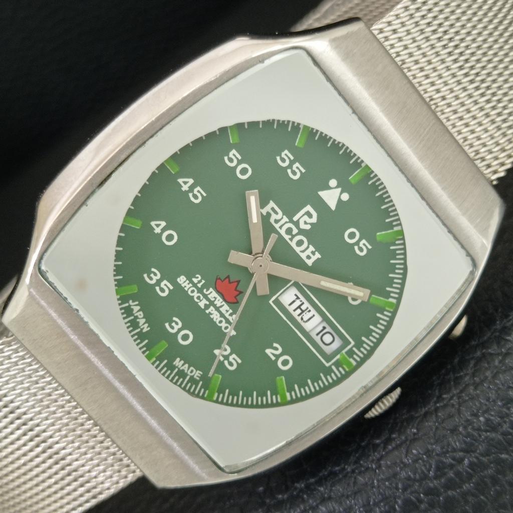 Ricoh R31 AUTOMATIC JAPAN MENS VINTAGE GREEN COLOR DIAL WATCH A704710-1