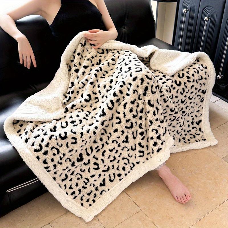 1pc Lamb Velvet Blanket 3D Fashion Design Sherpa Plush Super Soft Fluffy Warm Comfortable Bed Blanket Suitable for Sofa Living
